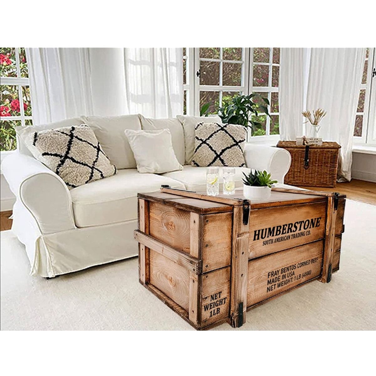 ARTE CHICO - Mesa de Centro tipo Baúl Antiguo