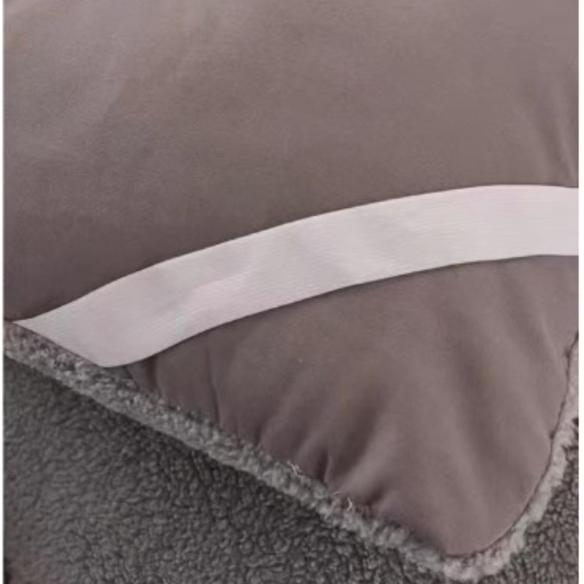 GENERICO - TOPPER ACOLCHADO NEGRO CUBRE COLCHON 1.5 PLAZA TF