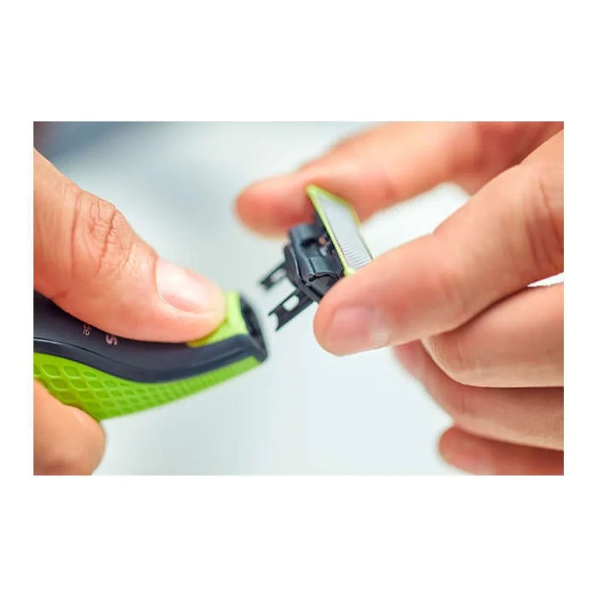 PHILIPS - Cuchilla de repuesto OneBlade de Philips QP220