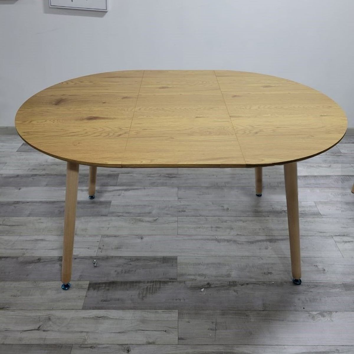 CORI CORI - Comedor Expandible 100-180CM + 4 Sillas Capitonne Eames Ecocuero  Negro
