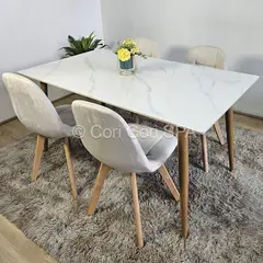 GENERICO - Comedor Mesa Mármol (140x80cms) + 4 Sillas Capitonne Velvet Beige