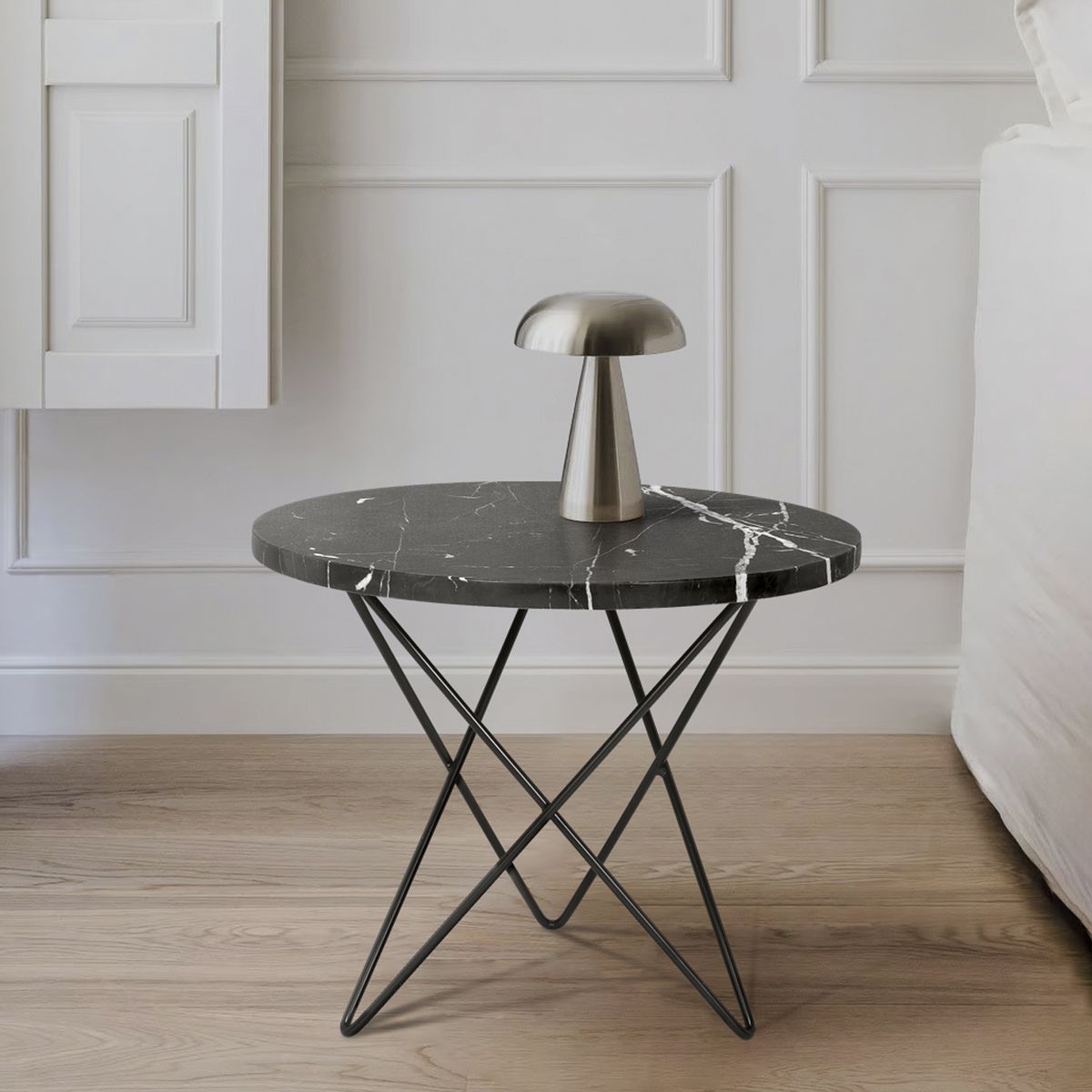 FORM DESIGN - Mesa Lateral Louis Mármol Negro Form