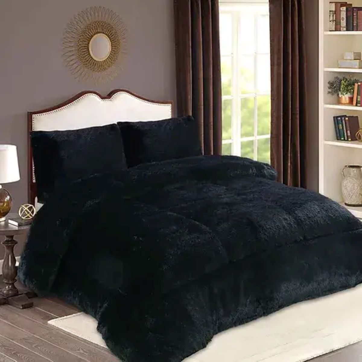 GENERICO - COBERTOR PELUDITO CON CHIPORRO NEGRO KING GS