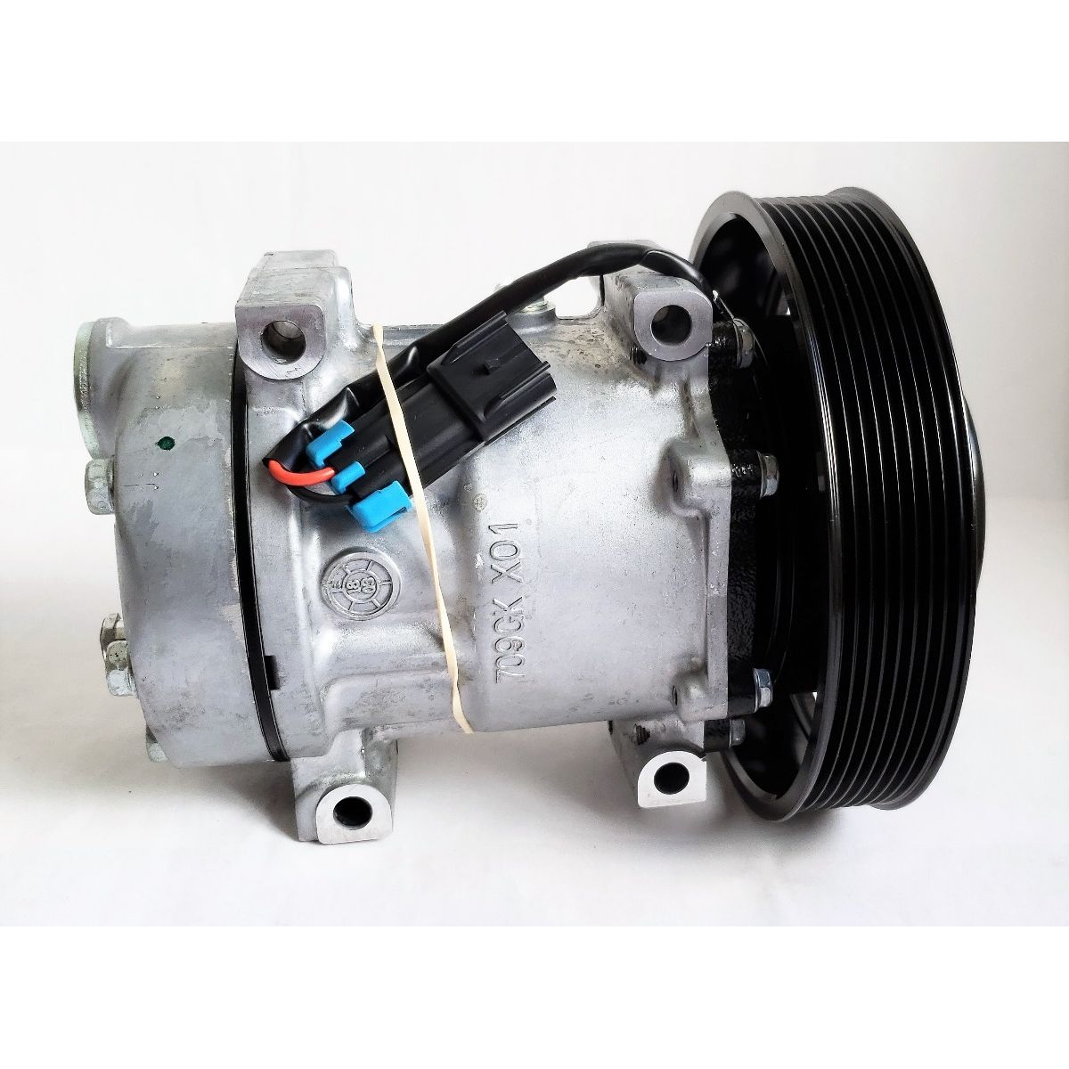 GENERICO - COMPRESOR AC 7H15709 U4326 12V MACK  VOLVO