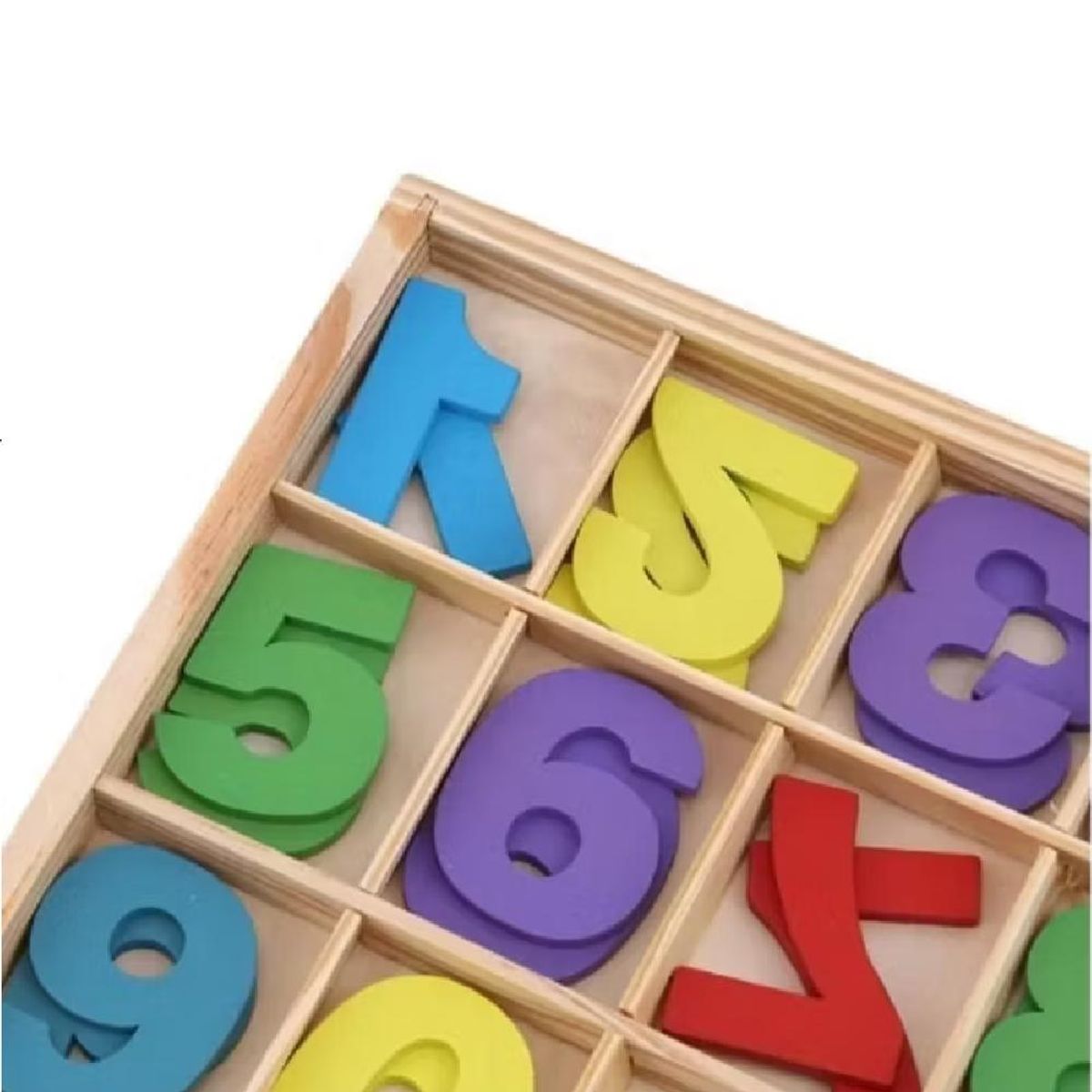 GENERICO - Caja De Números Y Signos Matemáticos PB-C3