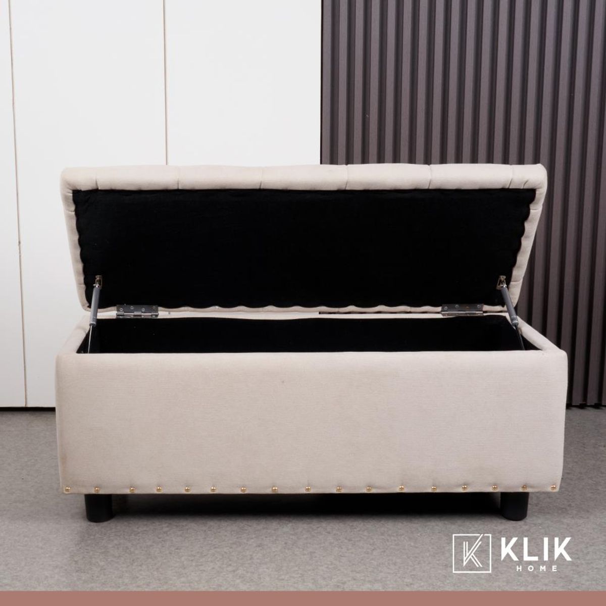 KLIK - Banqueta acolchada con almacenaje - Beige