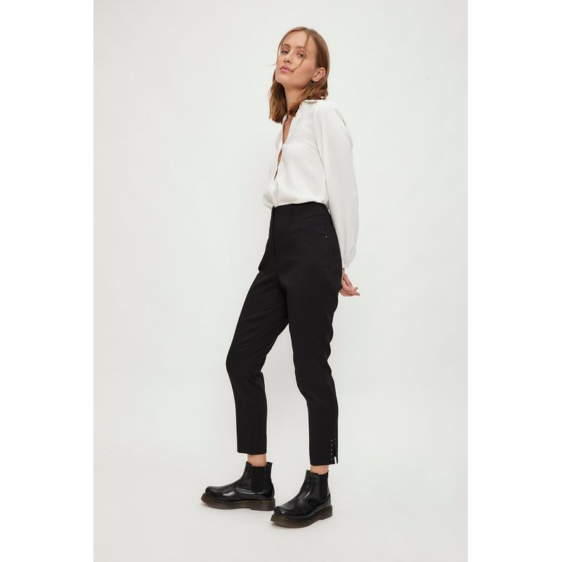 IO - Pantalon Liso Negro iO