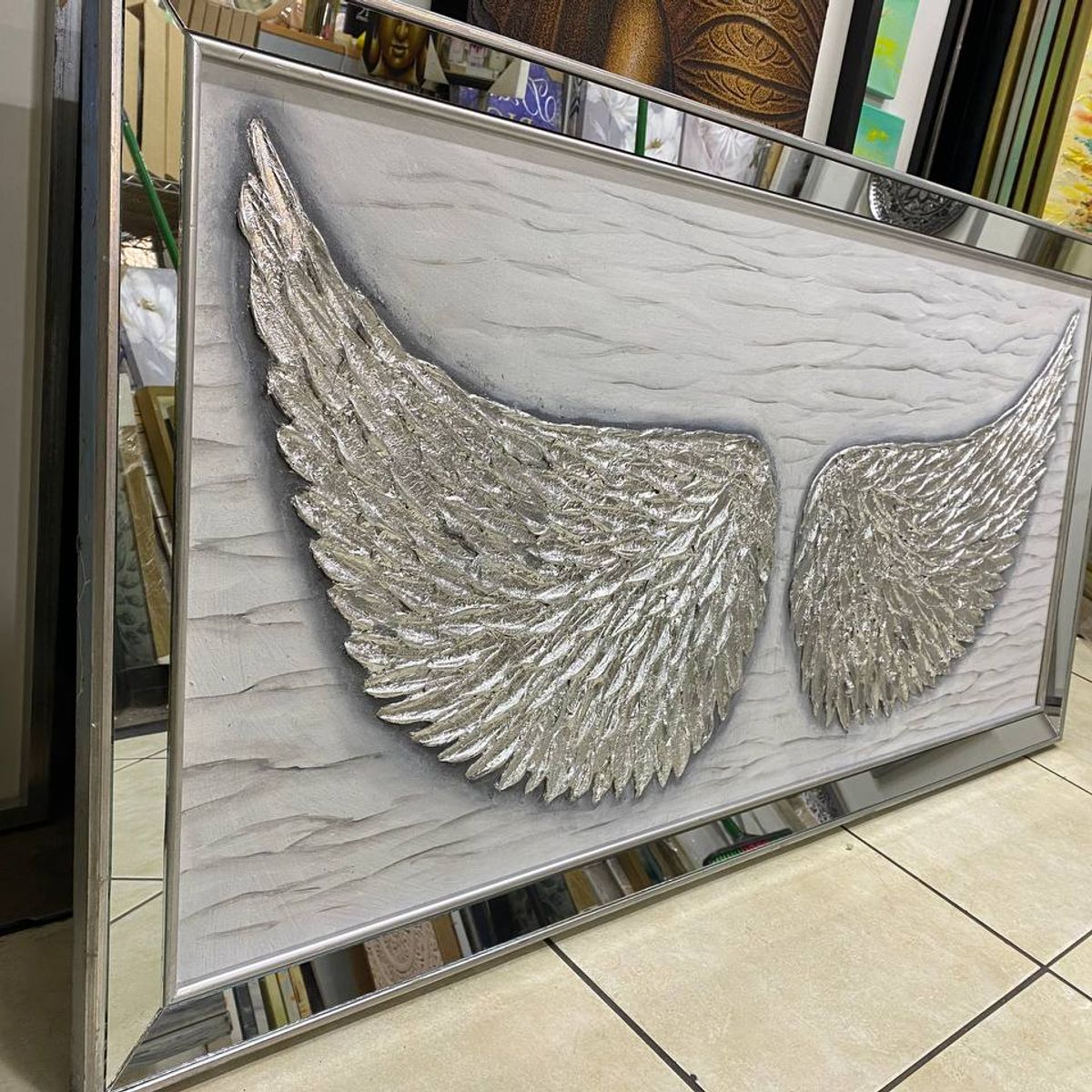 DEKAM DISEÑO - CUADRO ALAS PINTADO  DECORATIVO  PLATEADA MARCO ESPEJADO 141X71 CMS