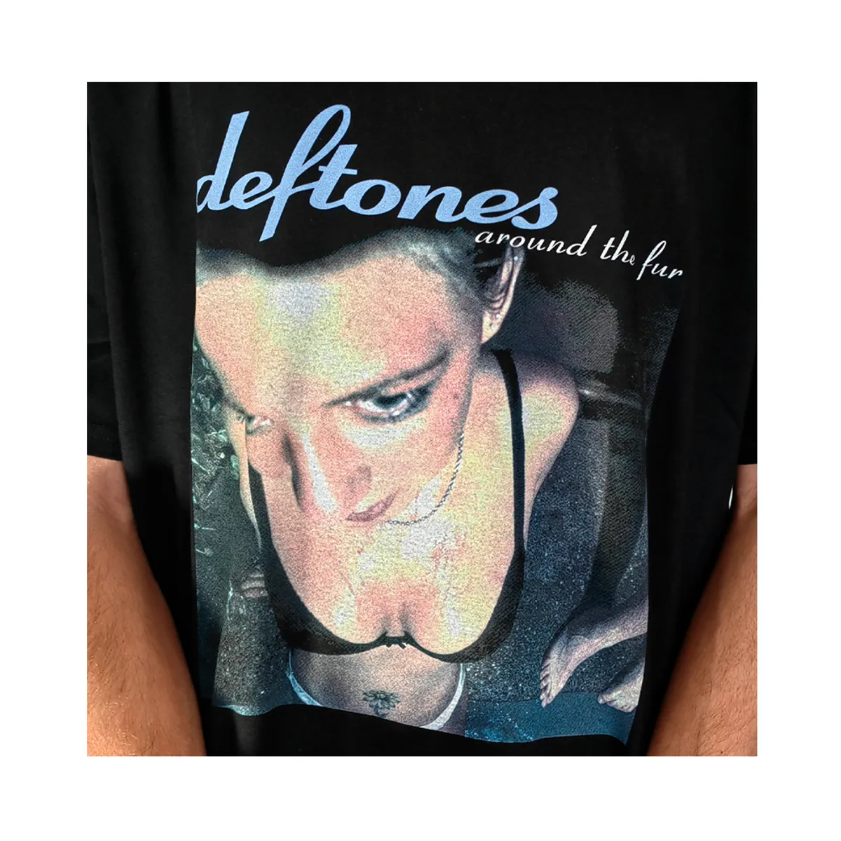 ROCK OFF OFFICIALLY LICENSED PRODUCTS - Polera original unisex de Deftones diseño Around the Fur