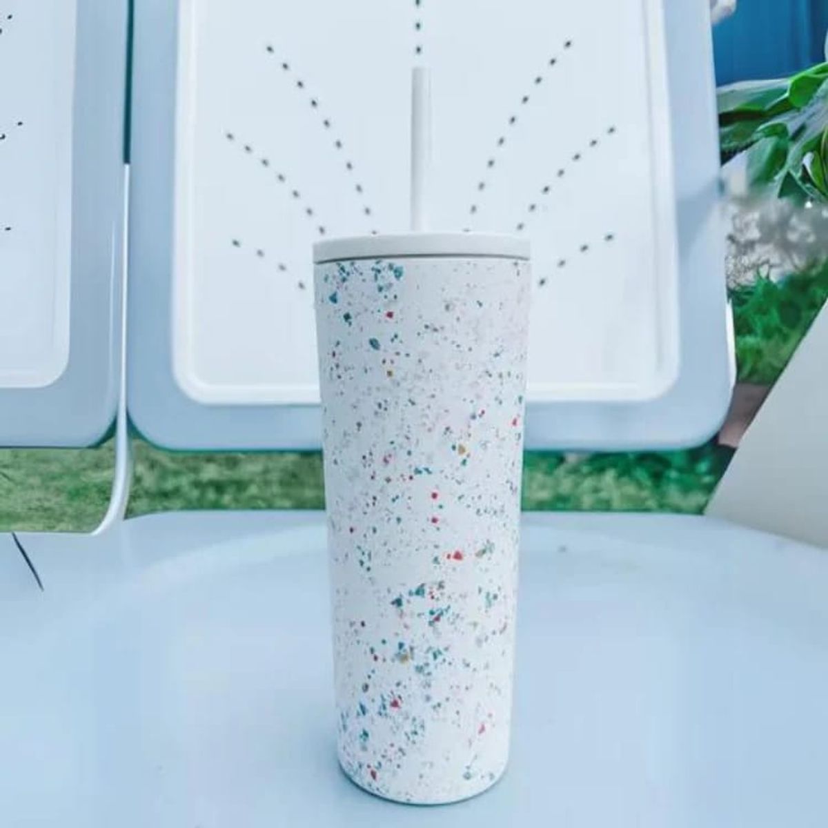 PARTYGLOBOS - Vaso Térmico 700ml + 2 Tapas CONFETI