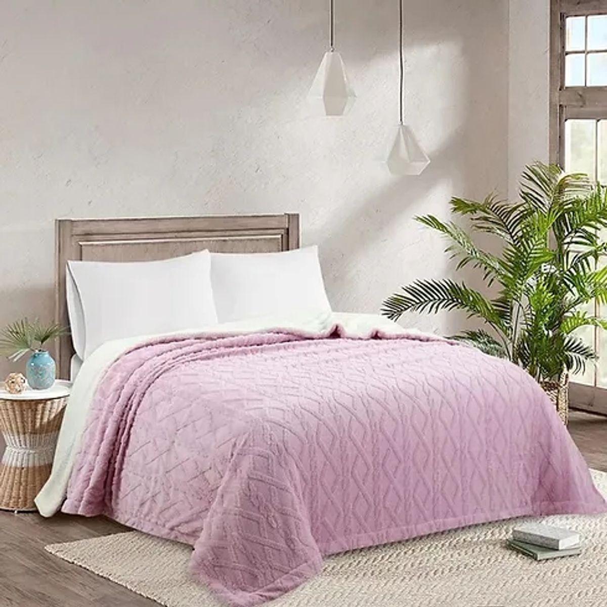 GENERICO - FRAZADA TEXTURIZADA CON CHIPORRO UNICOLOR LILA 2 PLAZAS GS