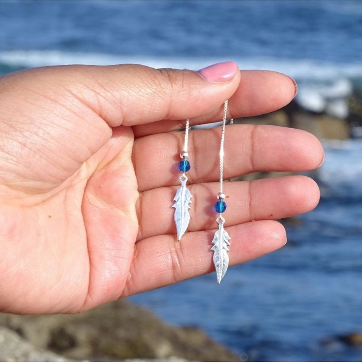 MABELITA - Aros de Plata 925 Plumas Cristal Azul