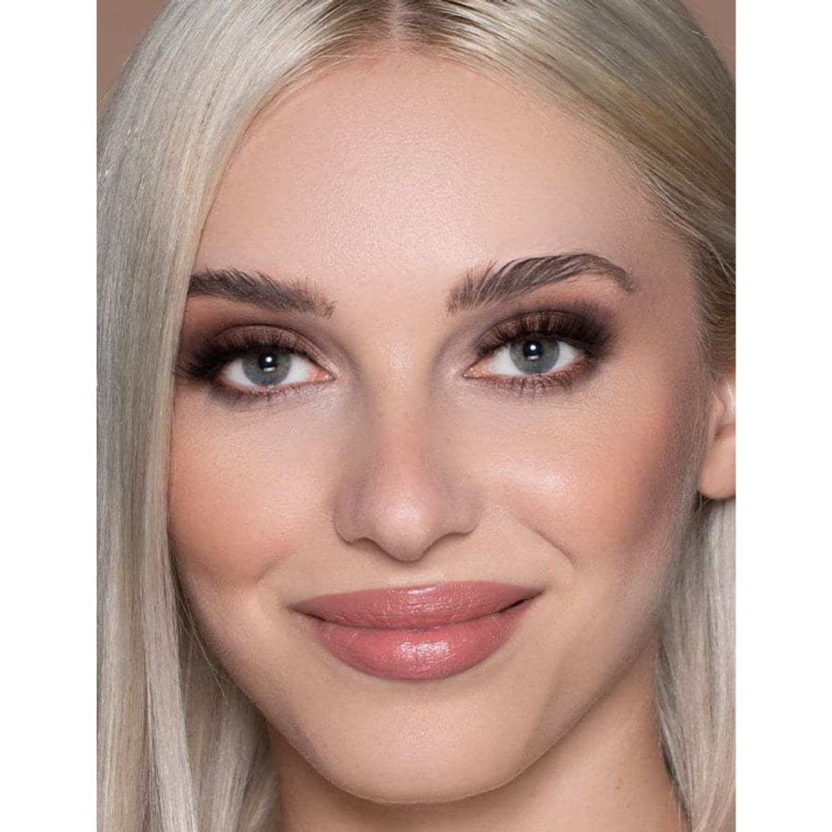 LA GIRL COSMETICS - BASE TINTA HIDRATANTE LA GIRL TINTED FOUNDATION PORCELAIN