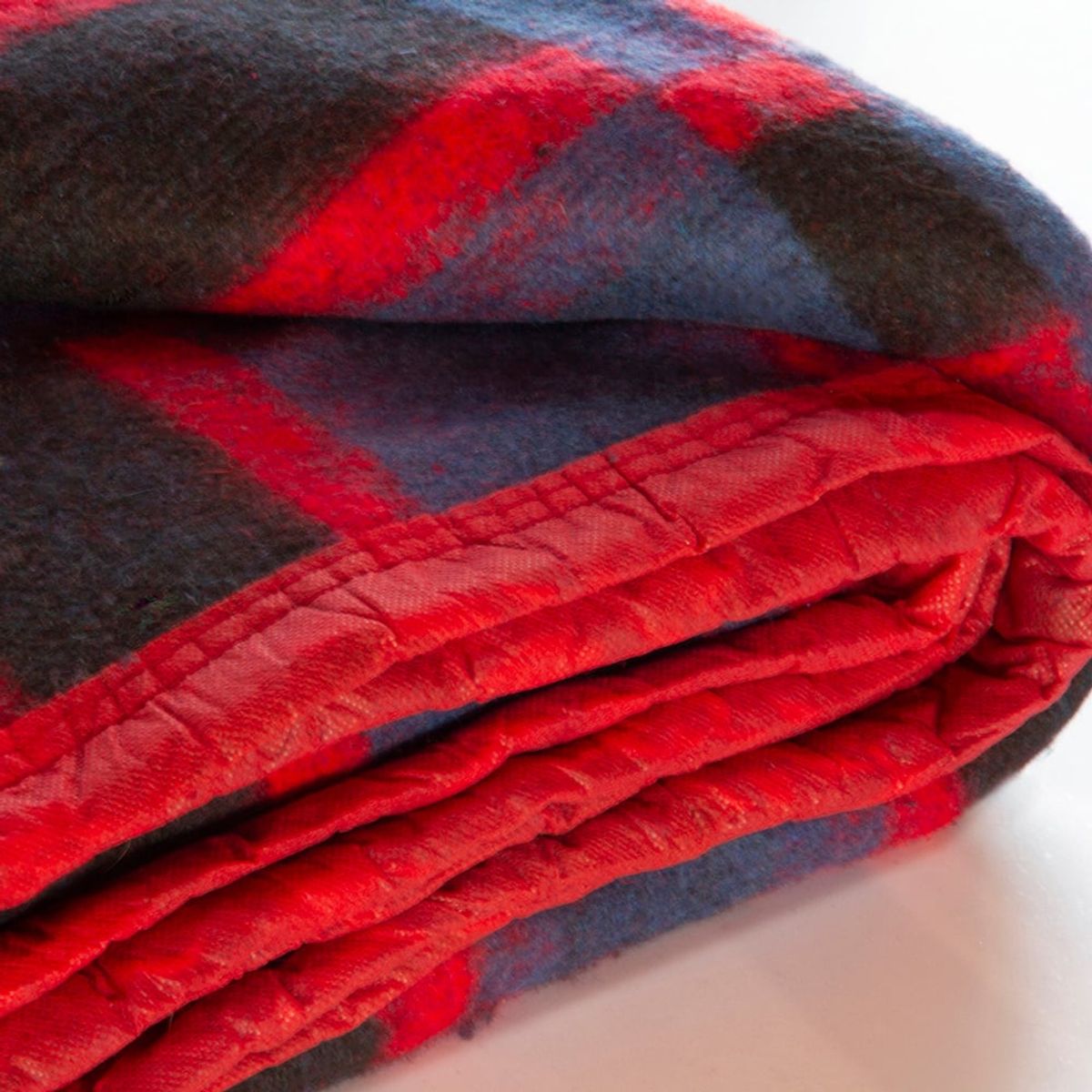 MASEL - Frazada Polycotonn 2 pl Rojo -Azul