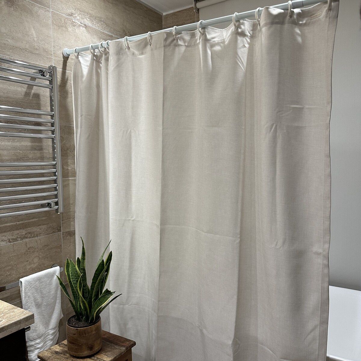 CASA CECILIA - Cortina de Baño Rústica Beige Claro 180x190