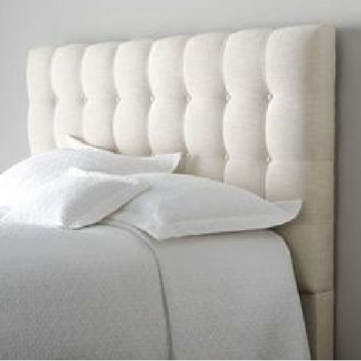 GENERICO - Respaldo Botoné  AL PISO FELPA Blanco crudo 2 plazas