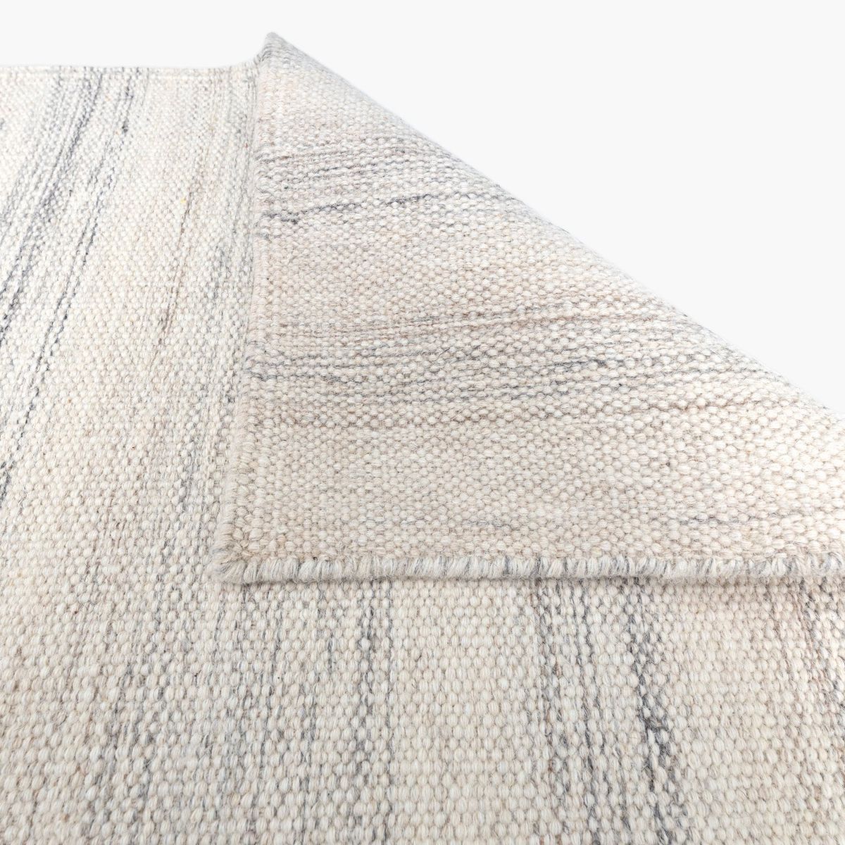 FORM DESIGN - Alfombra Lana Riñihue 170x240 Crudo Form