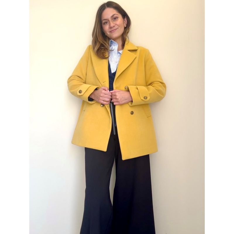 MARA MORE - CHAQUETÓN ESTILO MARINO DE MARA MORE COLOR MOSTAZA
