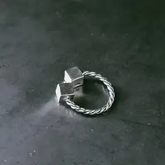 MALEVO JOYAS - Anillo Lord en Plata