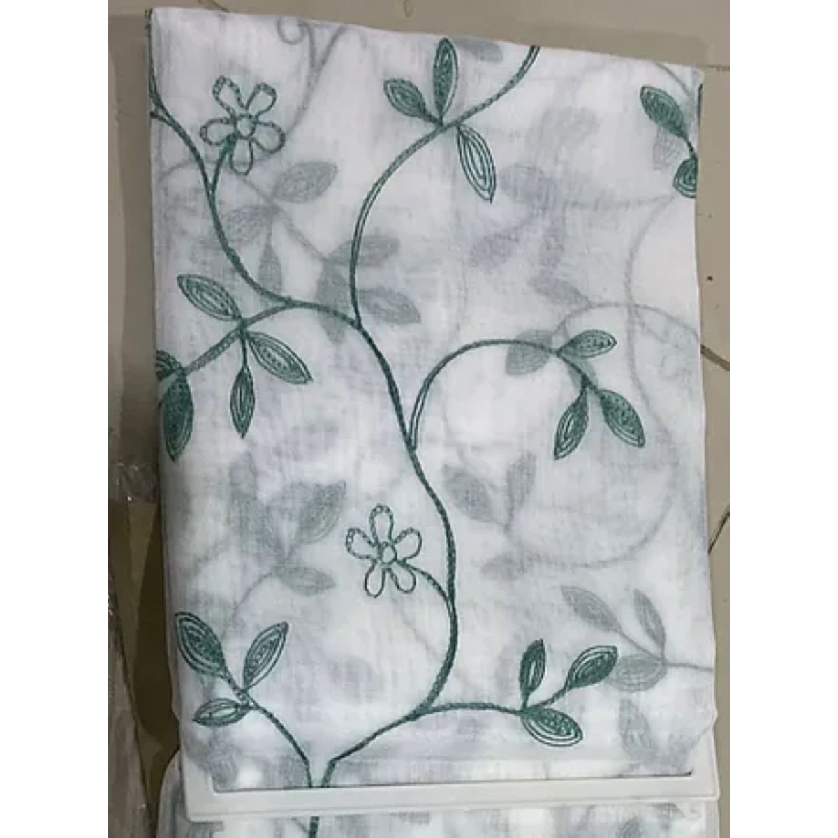 GENERICO - VISILLO TRASLUCIDA DISEÑO BORDADO FLOR TURQUESA 2 PAÑOS 150X230 C/U