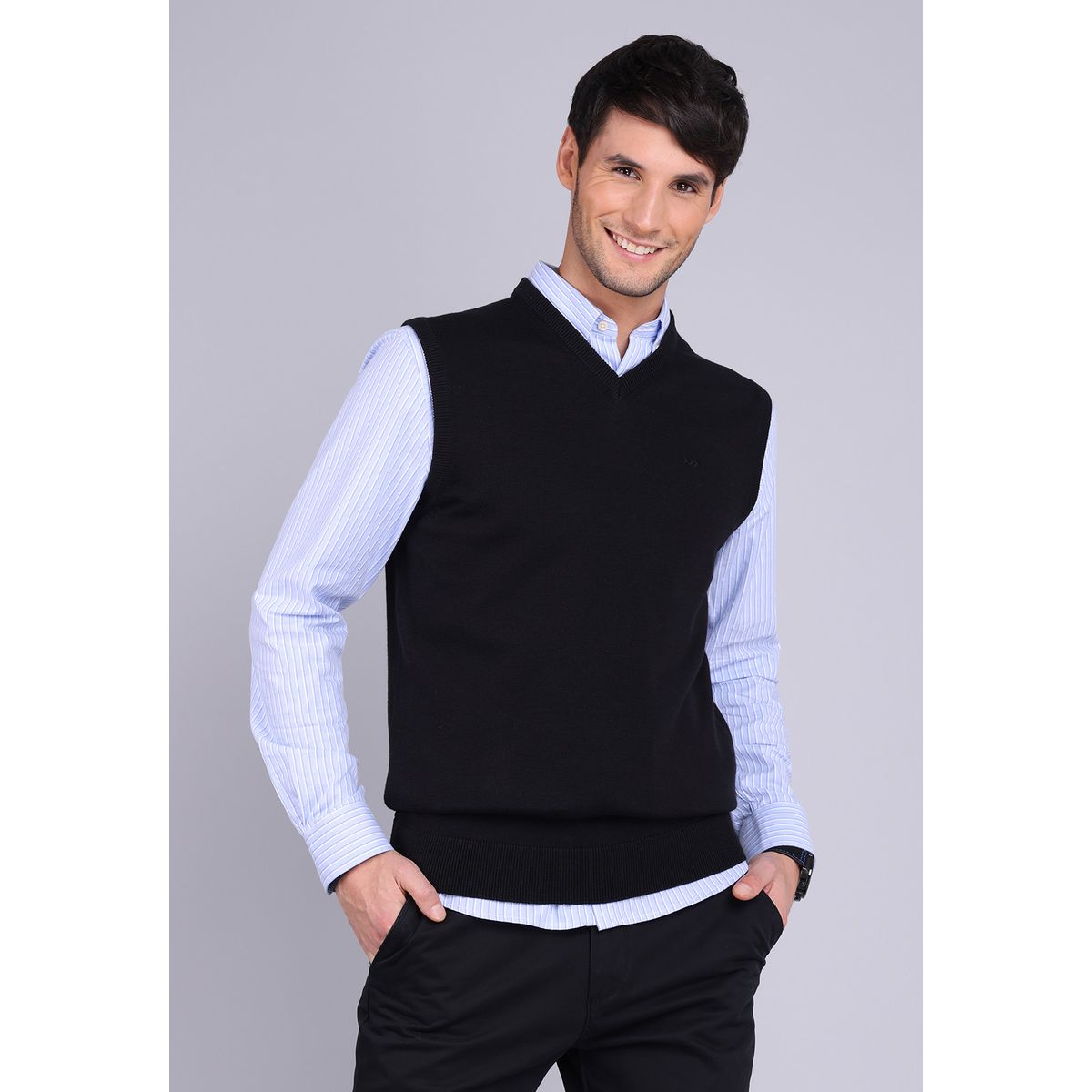 ARROW - Sweater Sin Mangas Arrow ARROW