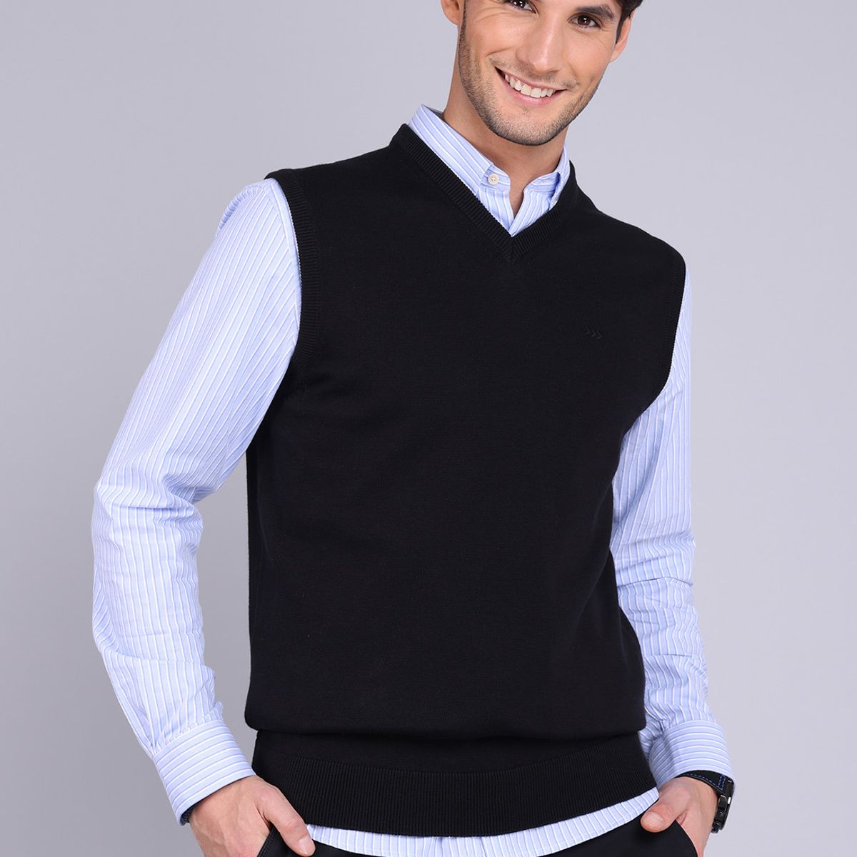 ARROW - Sweater Sin Mangas Arrow ARROW