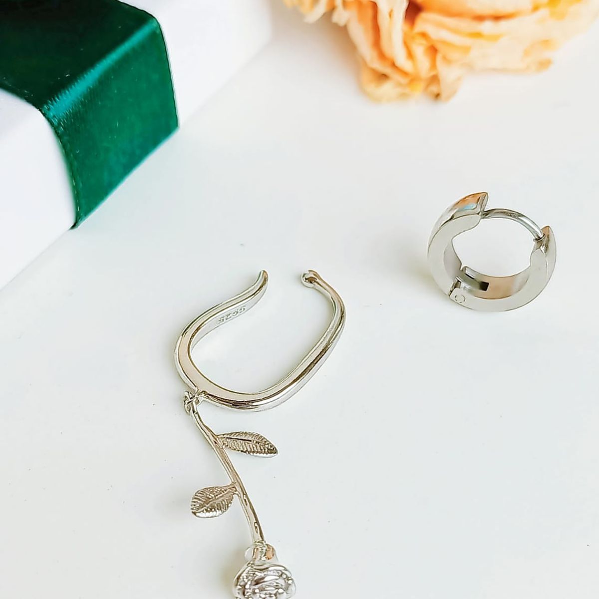 ELBAULDEJUMA - Aro largo rosa sin perforación earcuff plateado