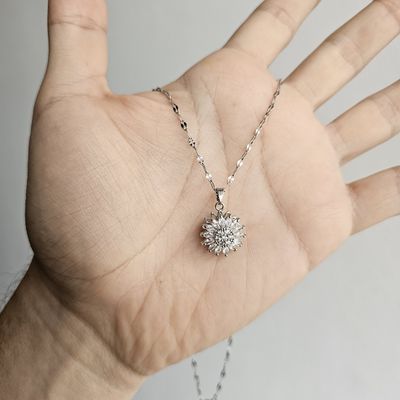 Imagen 2 del producto Collar Girasol Giratorio Circones - Acero Bañado Oro 18k