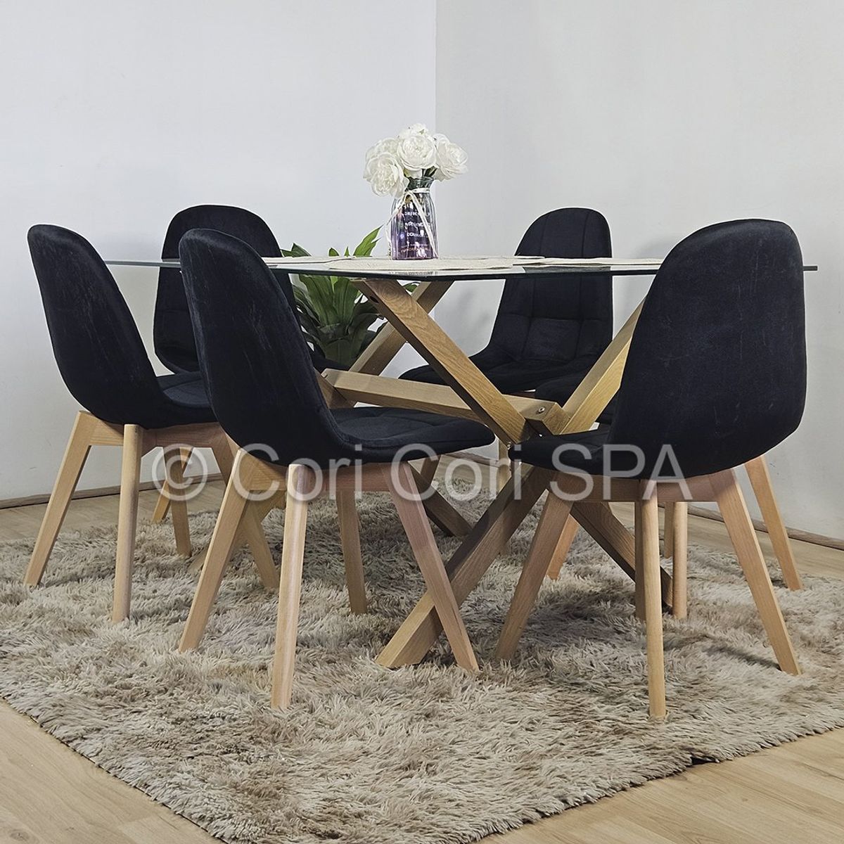 CORI CORI - Comedor Medlock Vidrio 140x90cm  + 6 Sillas Capitonne Velvet Negro