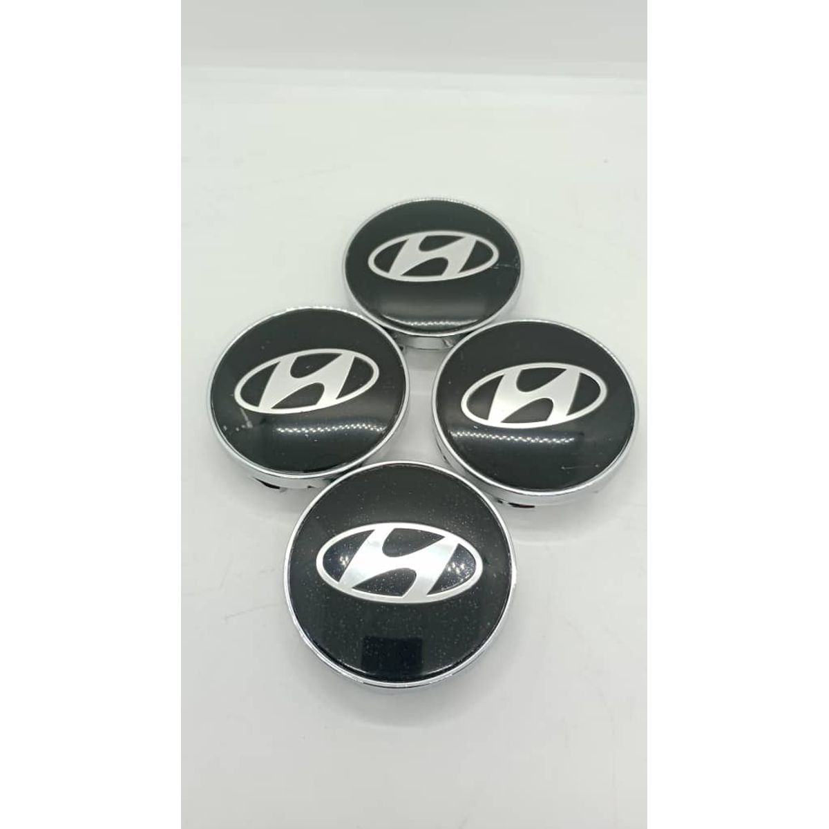 GENERICO - Set X4 Tapas centro Llantas autos 56mm hyundai negro plata