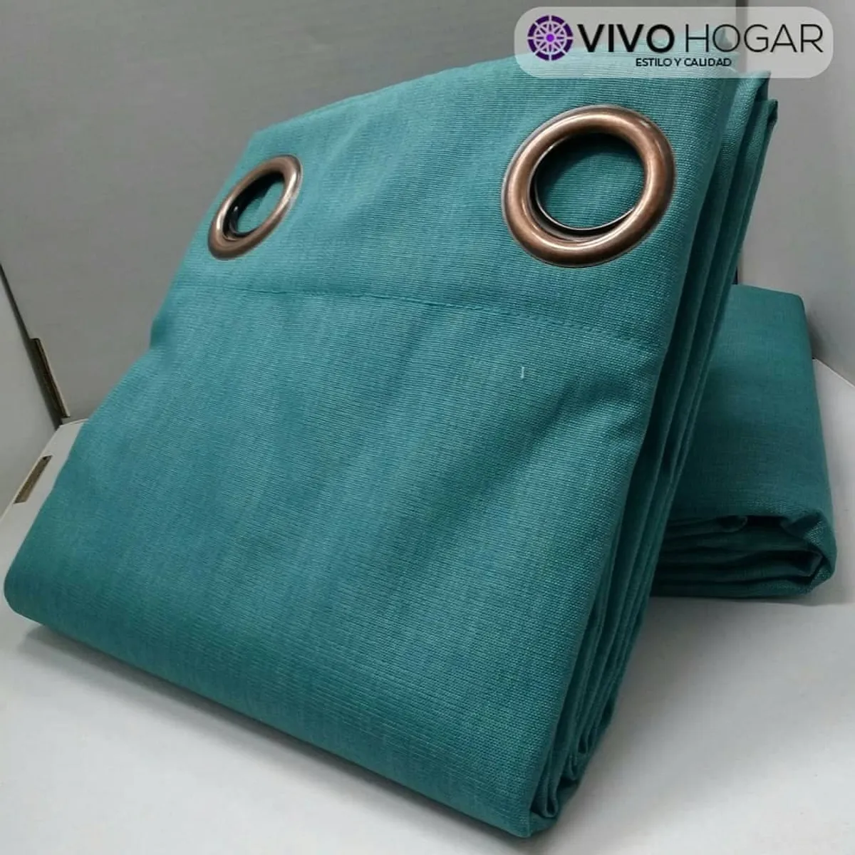 GENERICO - CORTINA 100% BLACKOUT TURQUESA ENGOMADA 2 LIENZO 140X230CM