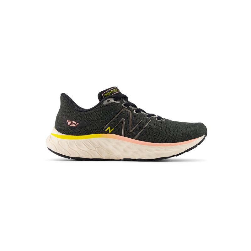 NEW BALANCE - Zapatillas New Balance Mujer Running Negra WEVOZRK3