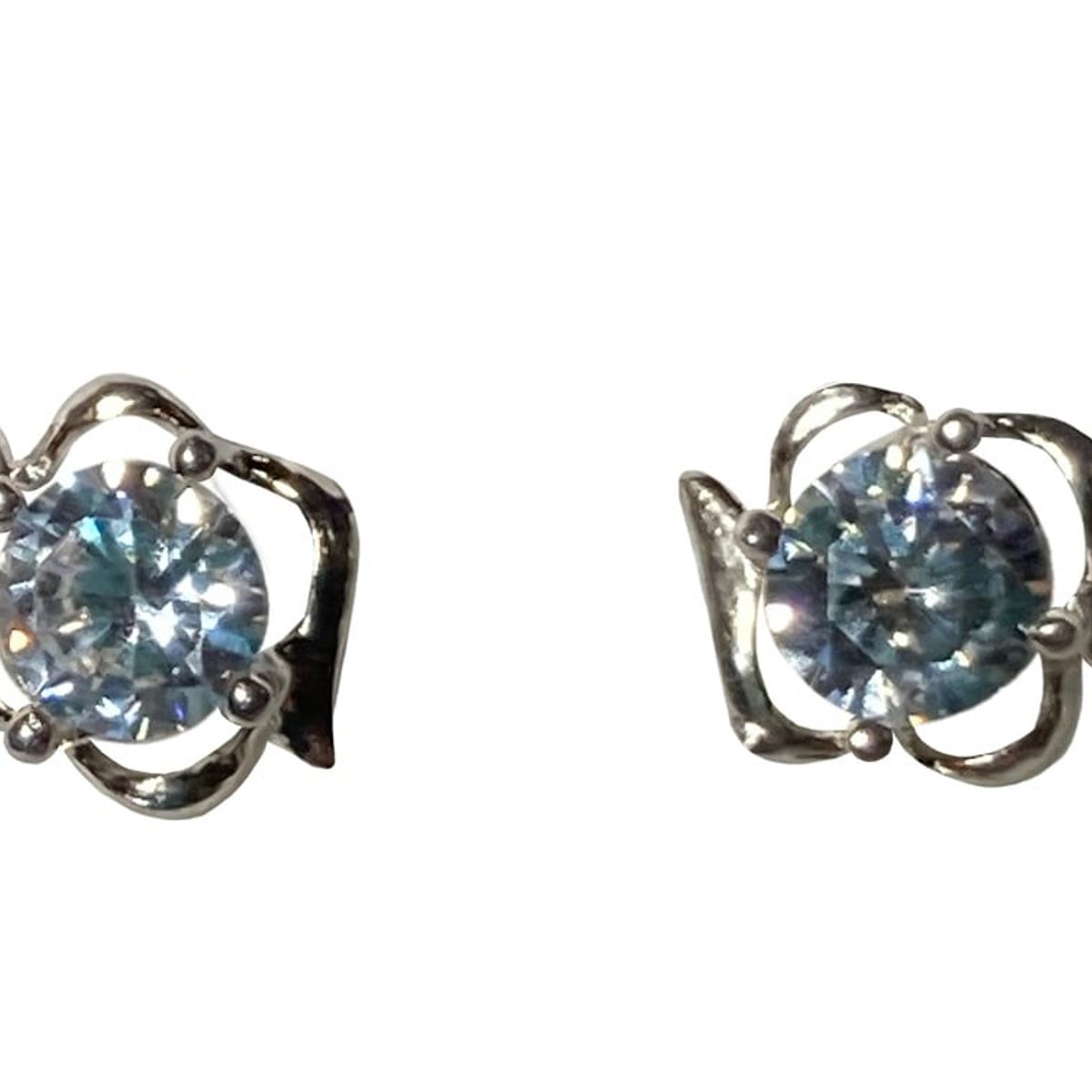 TAETHAI - Aros de plata 925 al lóbulo con Circón