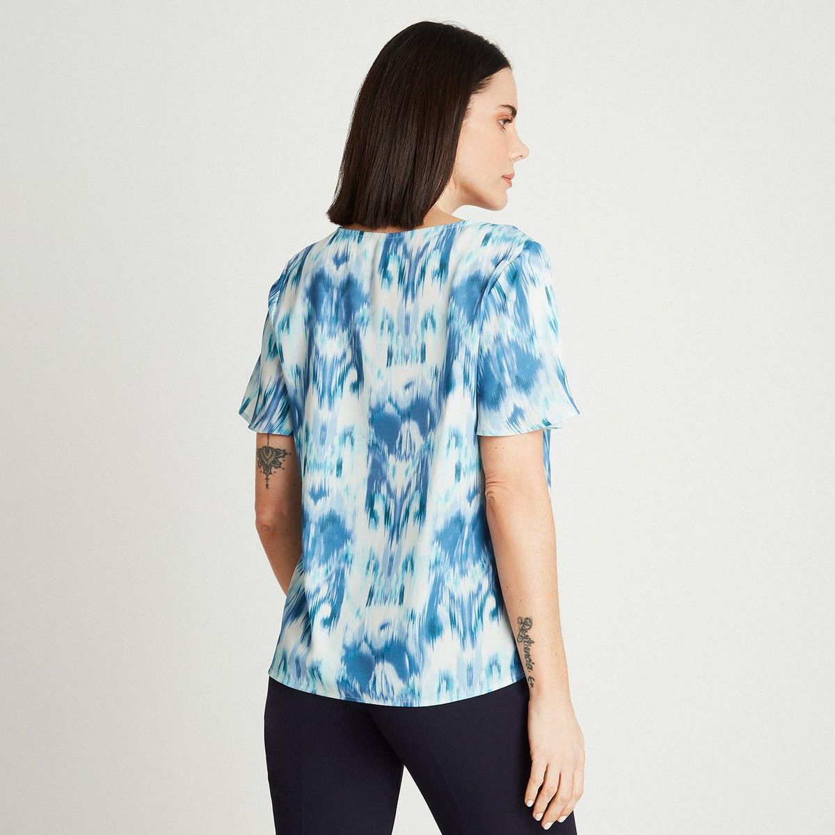 LORENZO DI PONTTI - Blusa Celeste Manga Corta Cuello V