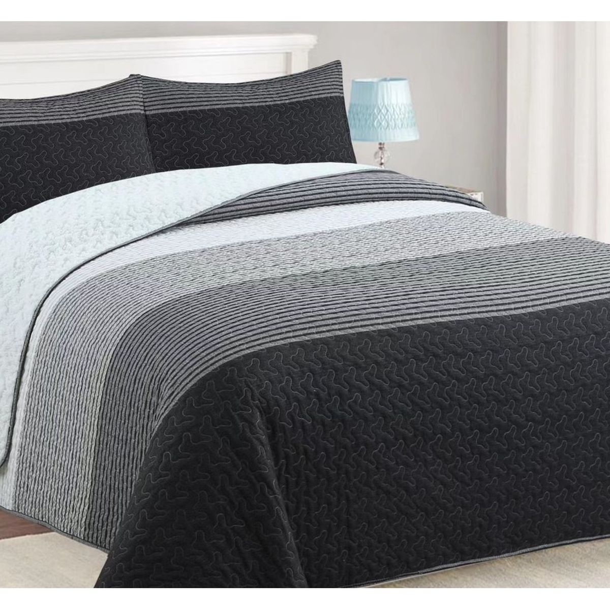 COMPRAPO - Cubrecama Quilt Juvenil Sherpa King Modelo Grafitos + 2 Fundas