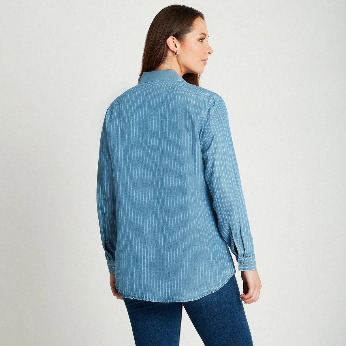 CURVI - Blusa Azul Medio Manga Larga con Cuello Camisero