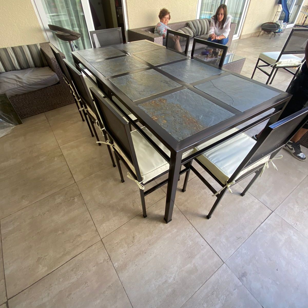 MUEBLES Y TERRAZAS - Comedor 6 personas 6 sillas cuadradas malla, cubierta 6 piedra pizarra