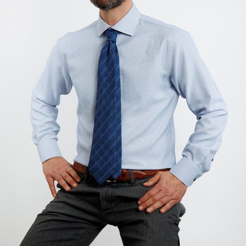 VANDINE - Camisa  Etiqueta Roja Texturada Celeste I24-13 - Azul