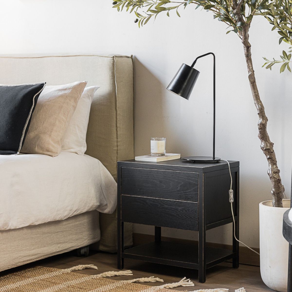 AMOBLE - Velador Doris  Negro Amoblé