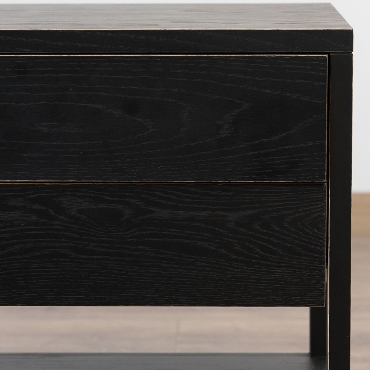 AMOBLE - Velador Doris  Negro Amoblé