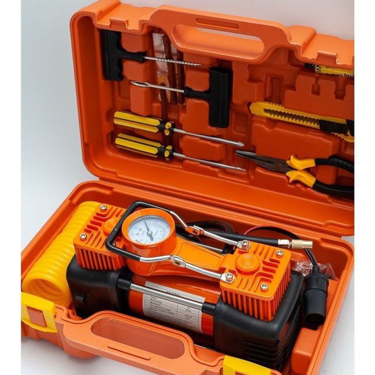 GENERICO - Compresor De Aire 12v Kit Maleta Accesorios Dw55-p