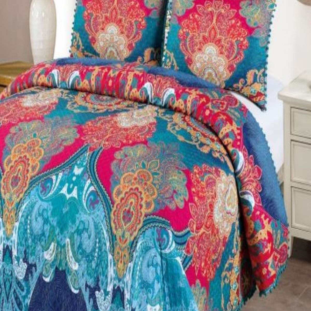 GENERICO - Cubrecama Ligero De Verano Con Pompones - Elegancia Ideal 2P D7