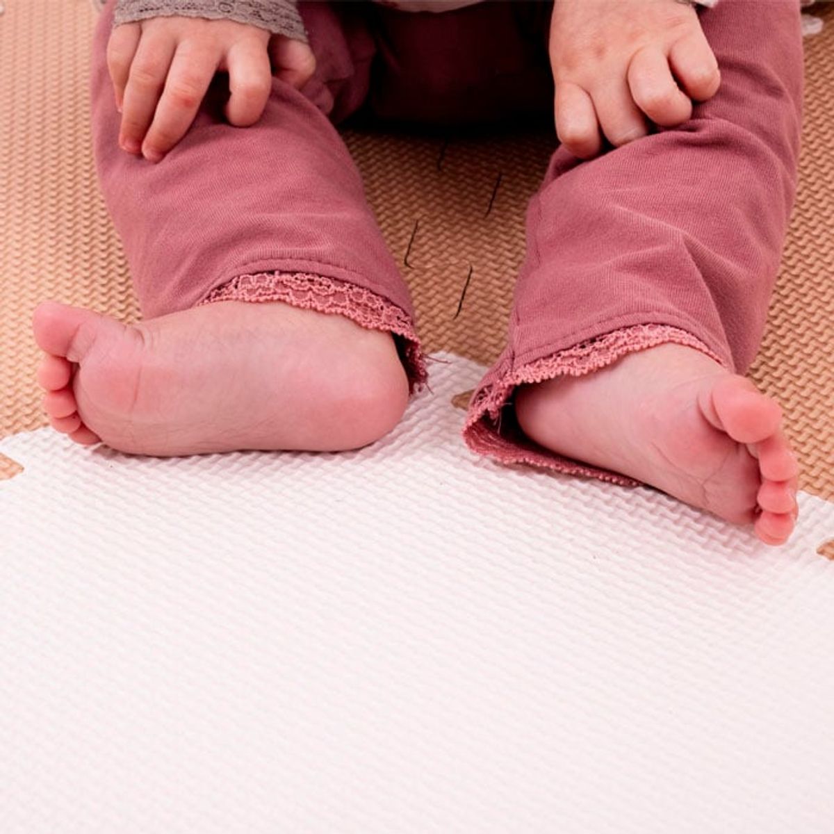 BRIC - Alfombra Bebe Antigolpes Beige y Blanco