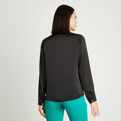 Imagen 2 del producto Blusa Negro Manga Larga Cuello V