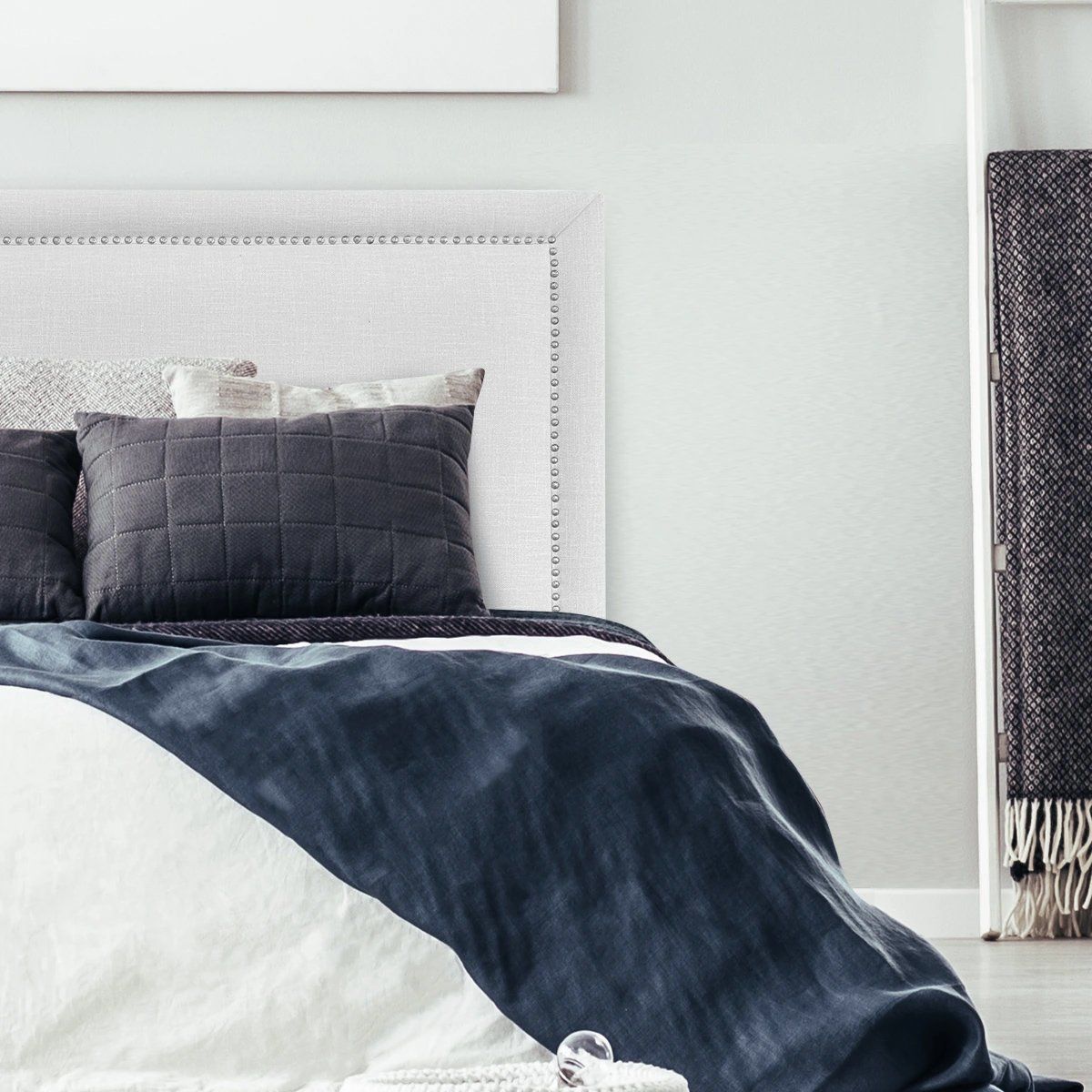 ESPACIO HOGAR - Respaldo de Cama Flat Frame Tachas Lino Crema - Queen
