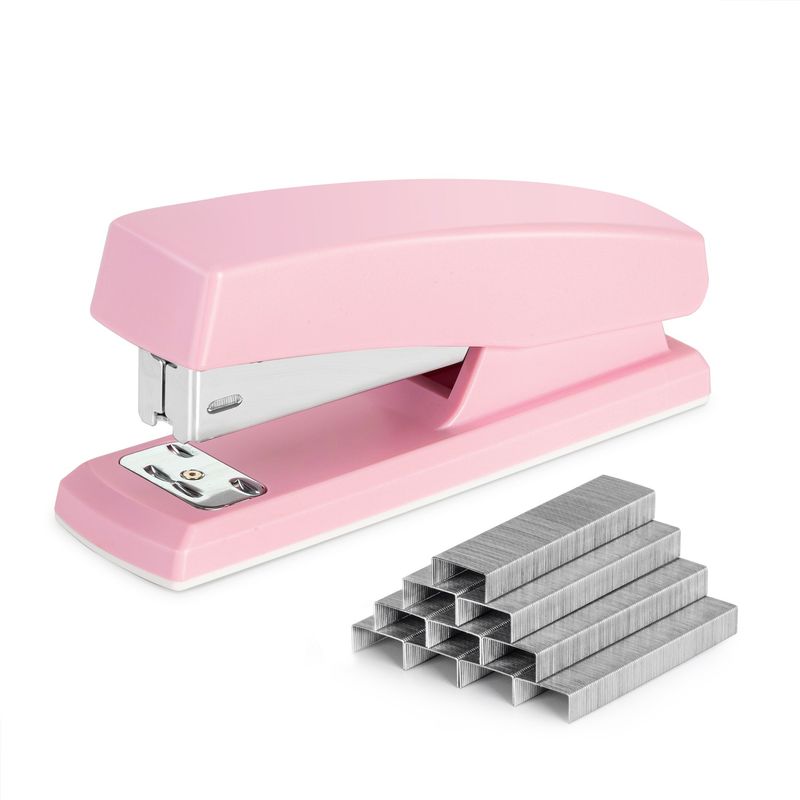 DELI - corchetera 25 hojas 24/6 y 26/6 con corchetes rosado