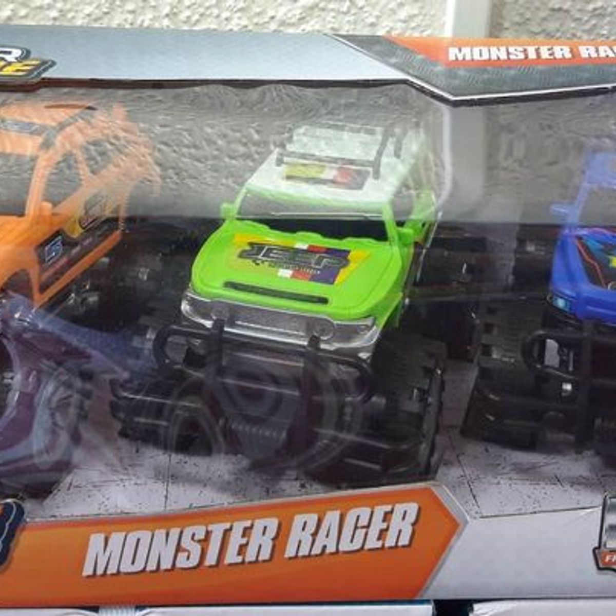 GENERICO - Caja juguete 3 autos 20cm para niños.