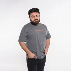 GANGSTER - Plus Polera Mc Básica City Gris