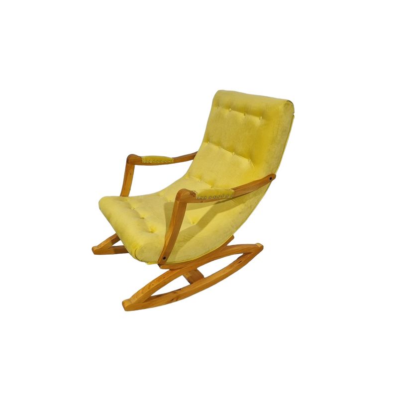 DISEÑOS VALESTRINI - SILLA MECEDORA CON APOYA BRAZO FELPA OCRE