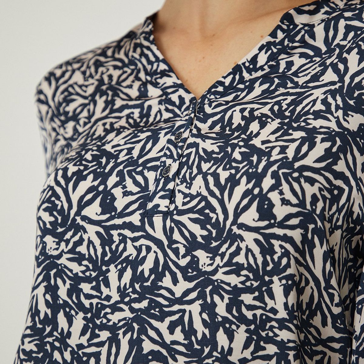 MA GRIFFE - Blusa Manga Larga Azul Marino Mujer Magriffe